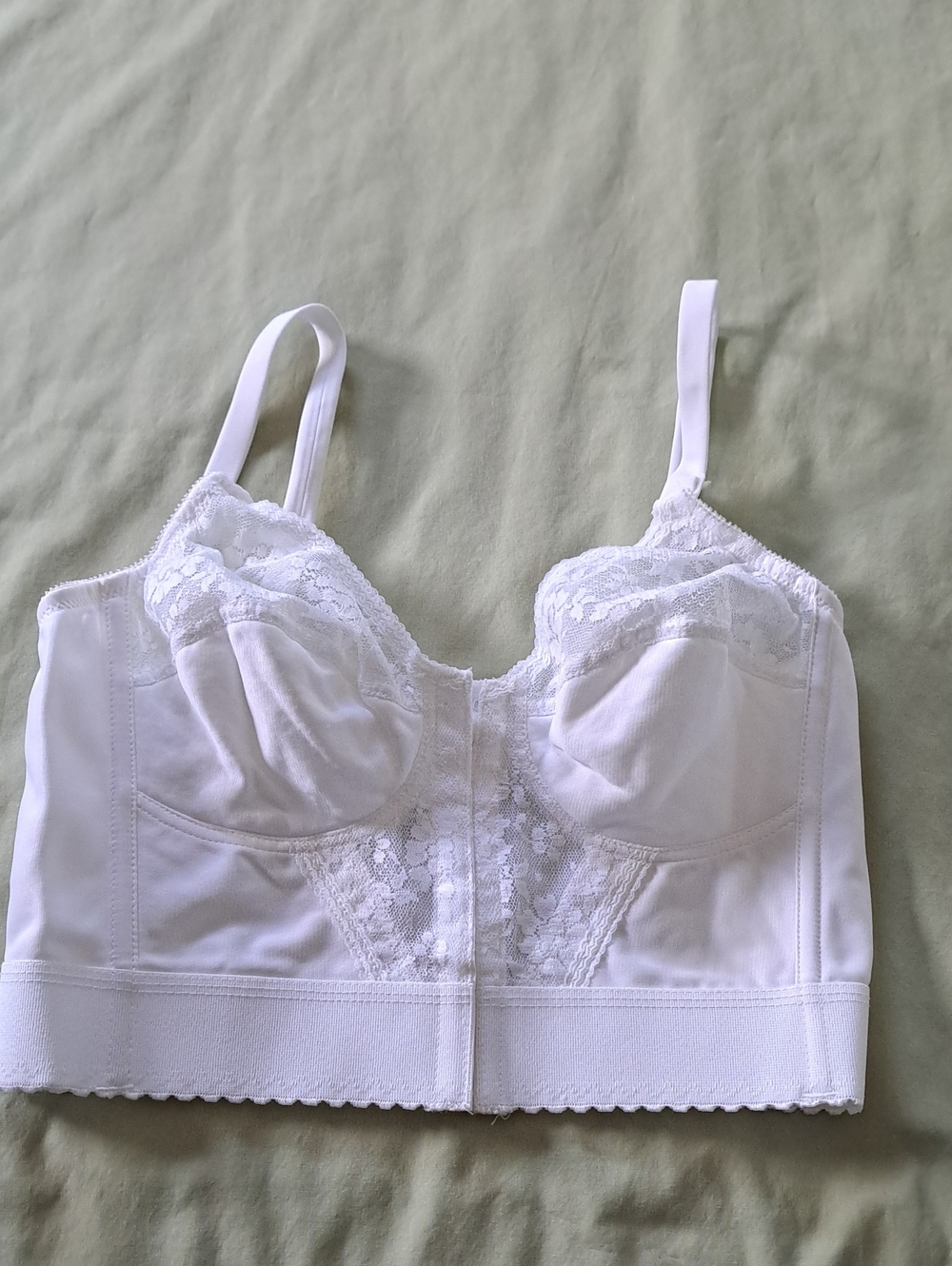 Vintage Underscore Women's White Lace Corset Bra Size: 36B